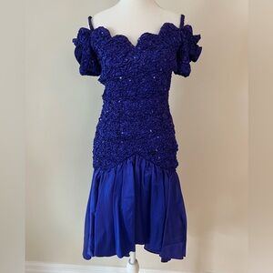 Elegant Blue Midi Dress